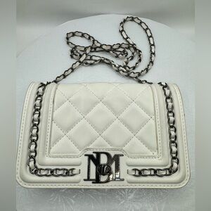 GUC Badgley Mischka White Faux Leather with Gunmetal Hardware Crossbody Bag
